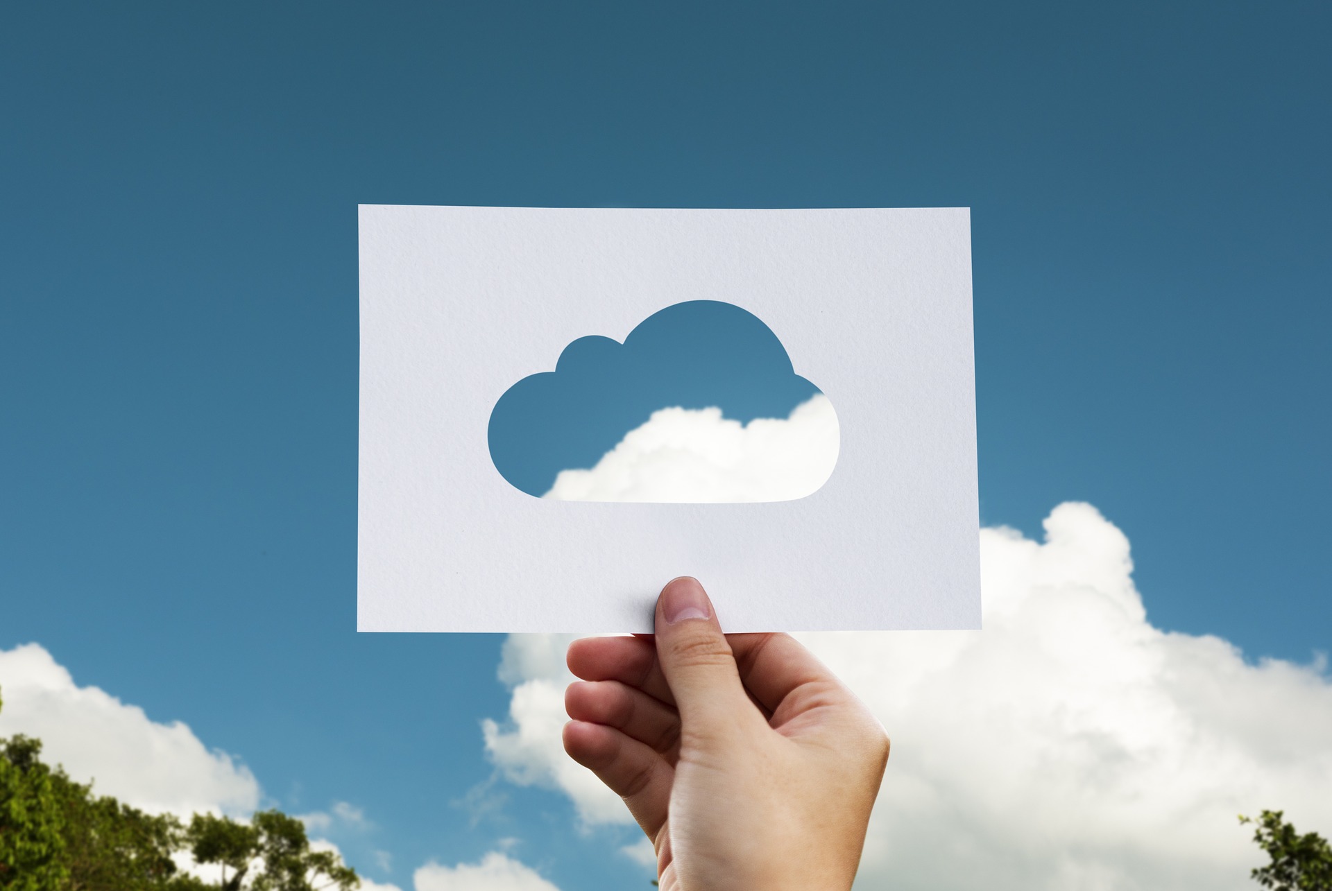 how is cloud replacing shared services in HR?